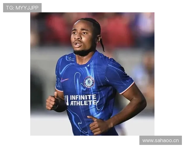 恩昆库影锋与前腰切换的战术角色分析