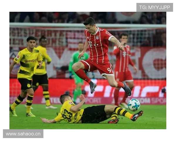 拜仁阵容豪华却越踢越乱,当前赛季结构问题逐步体现对球队表现造成影响