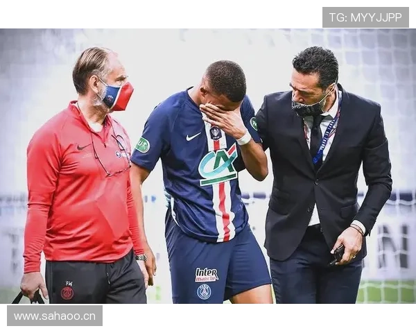 巴黎圣日耳曼在姆巴佩离开后,球队进攻体系面临重构,当前阶段表现与稳定性成为关键看点 巴黎圣日耳曼在姆巴佩离开后,球队进攻体系面临重构,当前阶段表现与稳定性成为关键看点